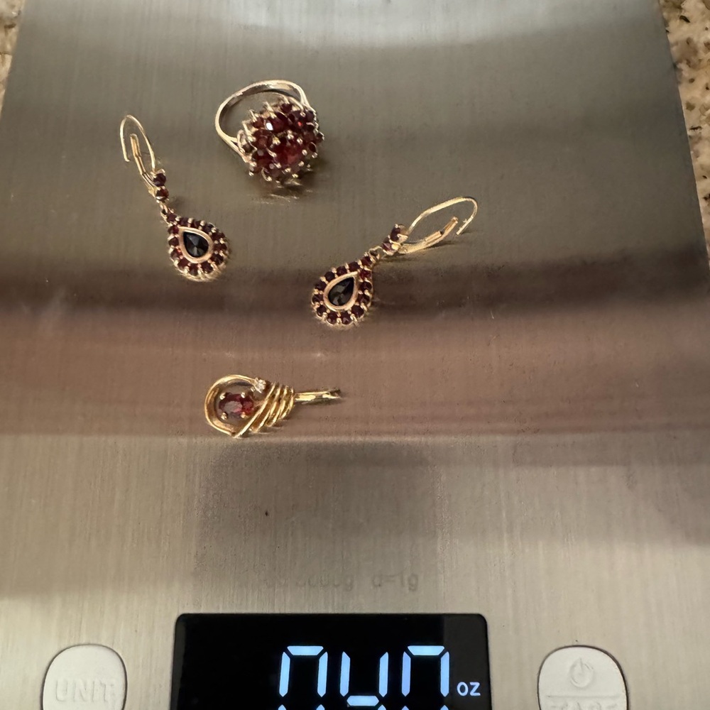 14K Solid Gold Garnet Jewelry Set-Ring,Earrings,Pendant-11.3g - Picture 6 of 11